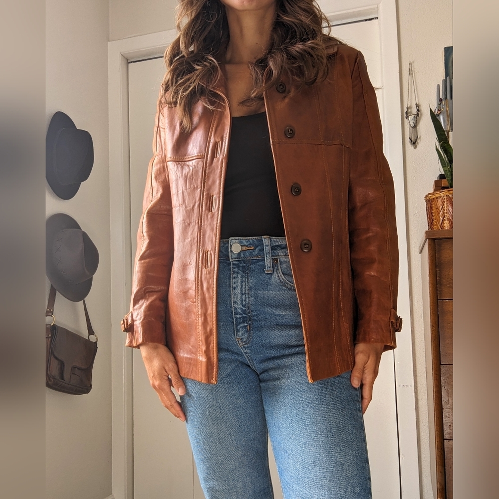 Gorgeous 70s Vintage Skin Gear Leather Jacket - Picture 2 of 14